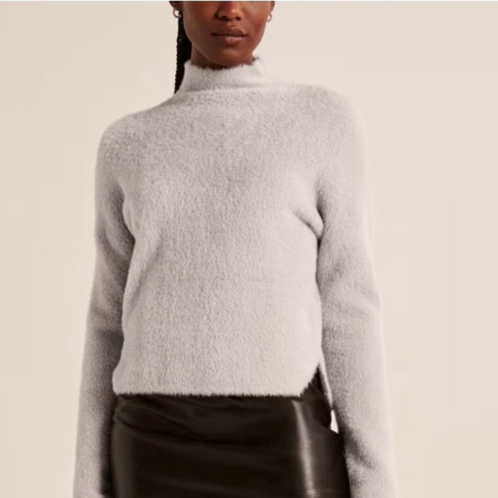 Abercrombie eyelash mockneck